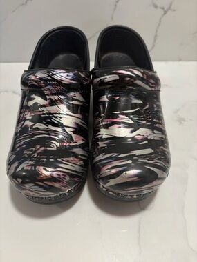 Dansko Metallic Patent Clogs Black Silver Women's Size EU 36 /US 5-6